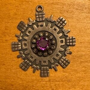 Vintage Taxco  Mexican 925 Sterling Icuala Sunburst Pendant
